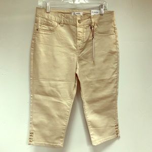 d.jeans High Waist Modern Fit Capri NWT